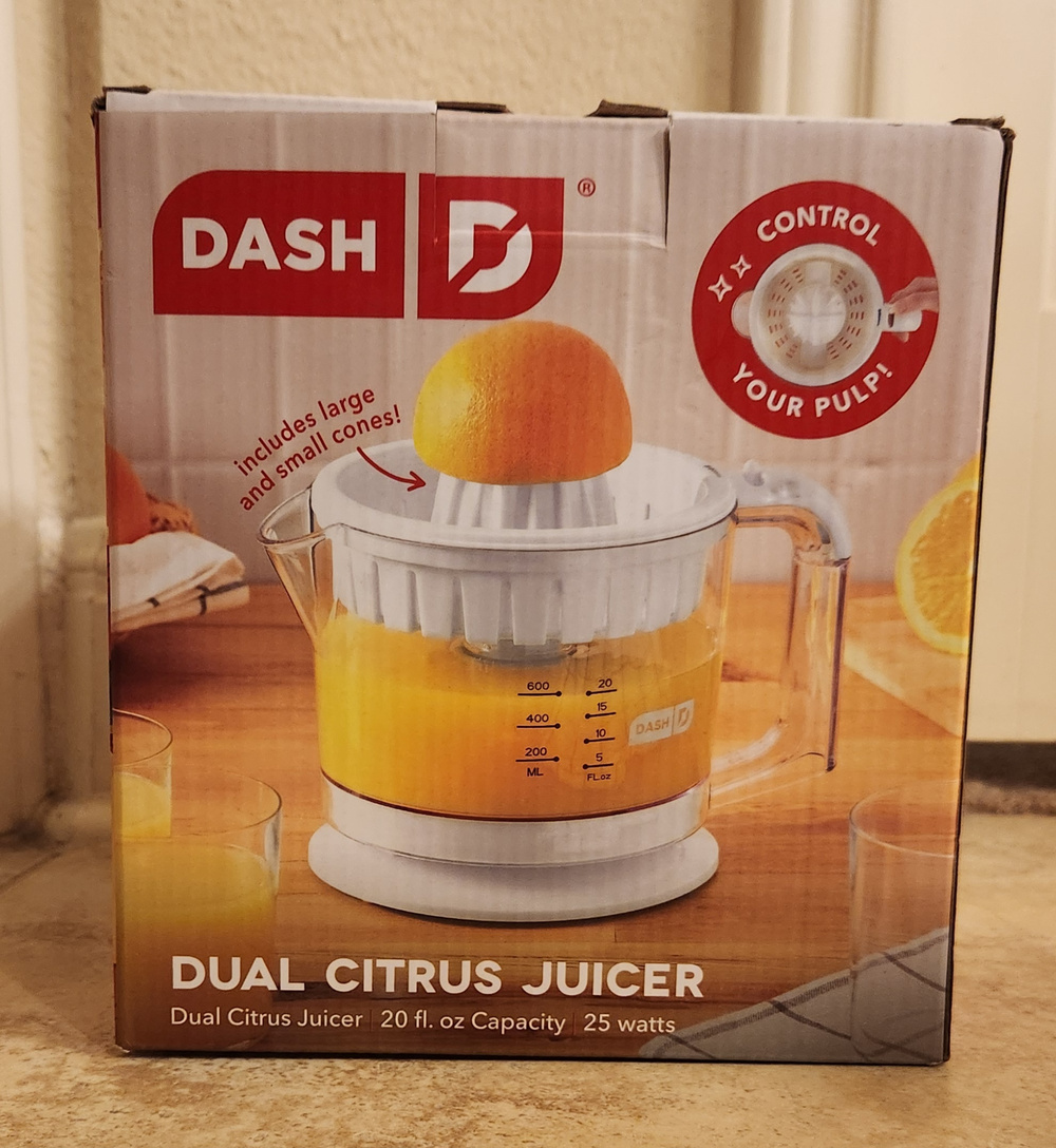 Dash Dual Citrus Juicer 20 fl oz Capacity Adjustable Pulp Control